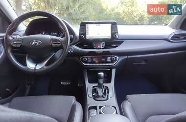 Хэтчбек Hyundai i30 2019 в 