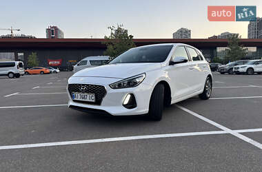 Хэтчбек Hyundai i30 2019 в 