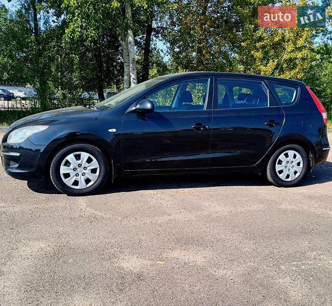 Универсал Hyundai i30 2008 в 