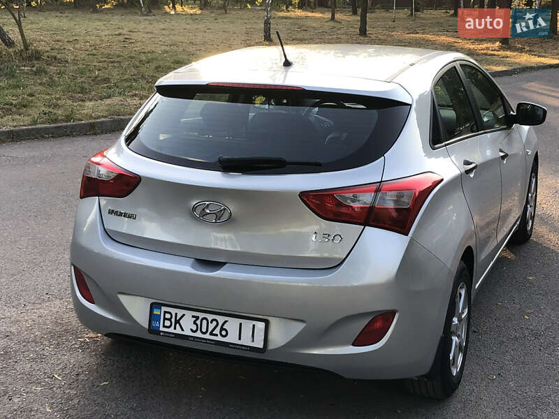 Хэтчбек Hyundai i30 2013 в Ровно