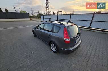 Универсал Hyundai i30 2010 в 