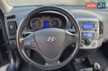 Универсал Hyundai i30 2010 в 
