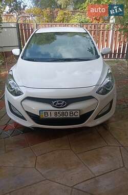 Хэтчбек Hyundai i30 2012 в 