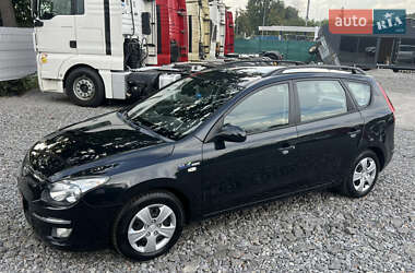 Универсал Hyundai i30 2009 в 