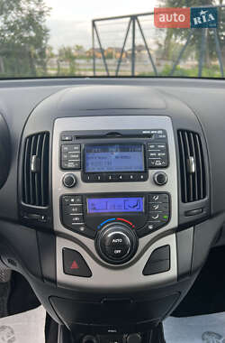 Универсал Hyundai i30 2009 в 