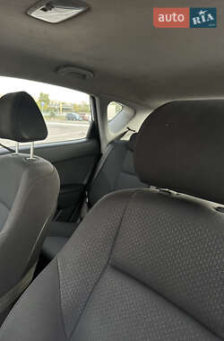 Хетчбек Hyundai i30 2008 в 