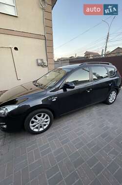 Універсал Hyundai i30 2009 в 
