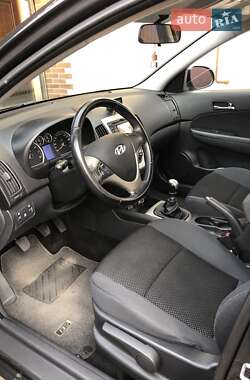 Універсал Hyundai i30 2009 в 
