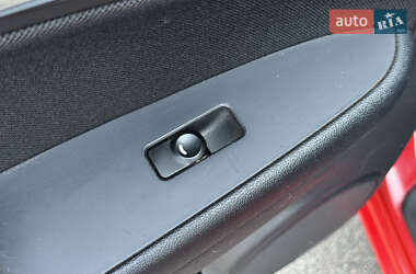 Хэтчбек Hyundai i30 2009 в 