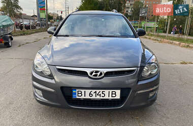 Универсал Hyundai i30 2010 в 