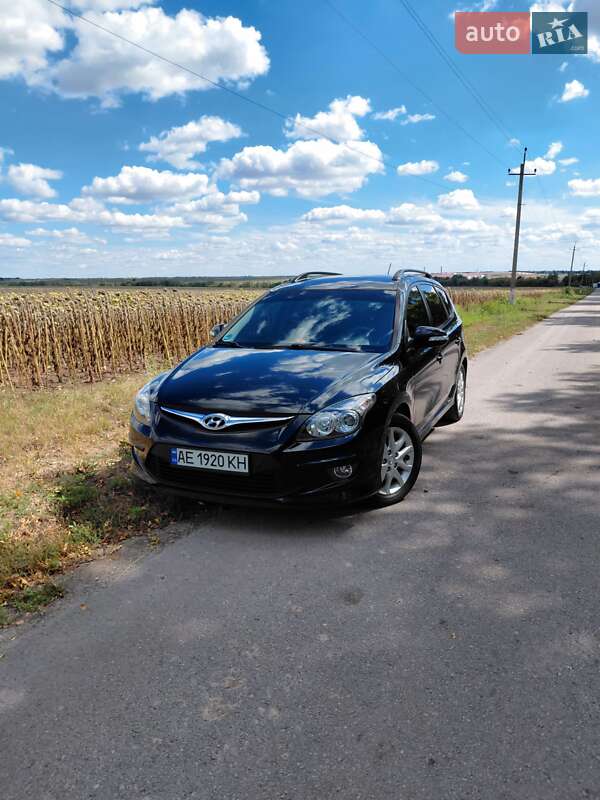 Hyundai i30 2011