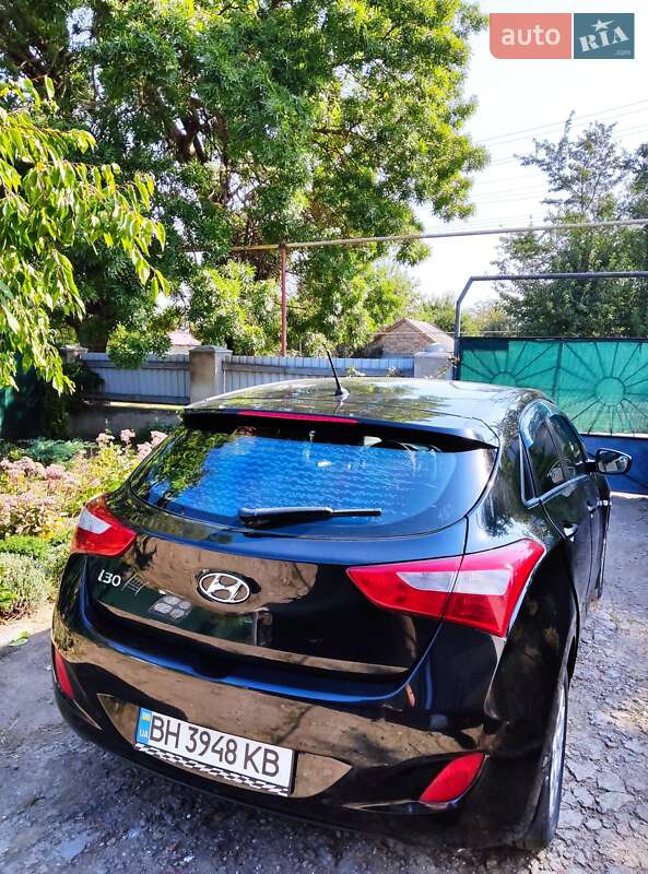 Хэтчбек Hyundai i30 2013 в Одессе