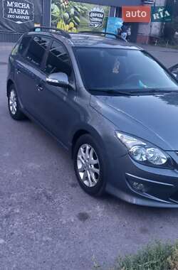 Универсал Hyundai i30 2010 в 