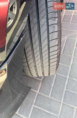 Хэтчбек Hyundai i30 2010 в 