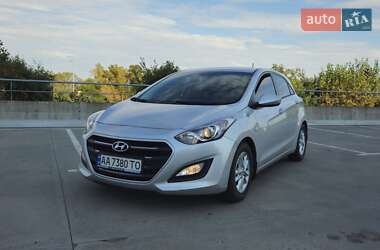 Хэтчбек Hyundai i30 2016 в 