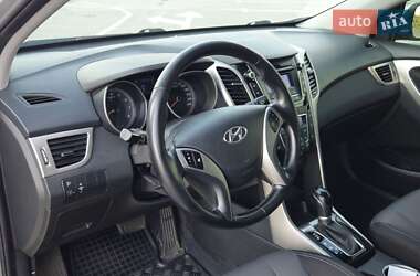 Хэтчбек Hyundai i30 2016 в 