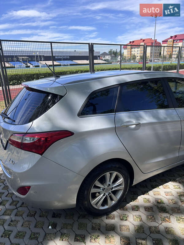 Універсал Hyundai i30 2015 в Мукачевому фото 16 Універсал Hyundai i30 2015 в Мукачевому
