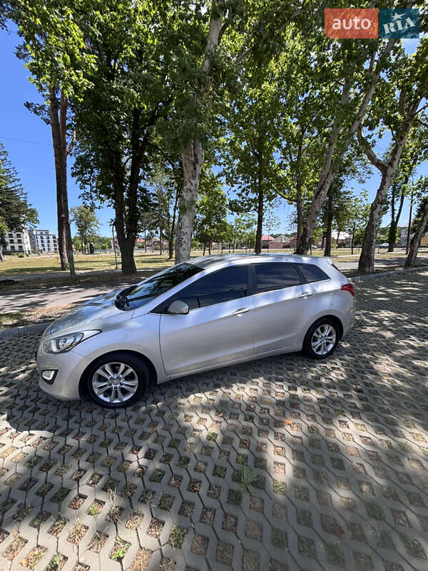 Універсал Hyundai i30 2015 в Мукачевому фото 21 Універсал Hyundai i30 2015 в Мукачевому