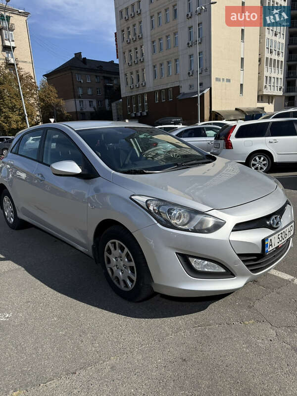Хетчбек Hyundai i30 2014 в Києві