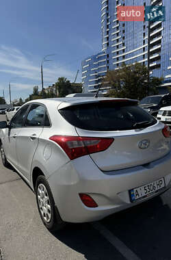 Хэтчбек Hyundai i30 2014 в 