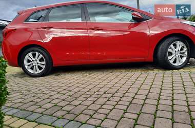 Универсал Hyundai i30 2015 в 