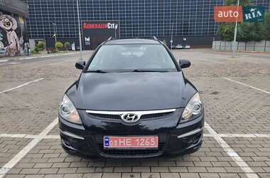 Універсал Hyundai i30 2009 в  фото 4 Універсал Hyundai i30 2009 в