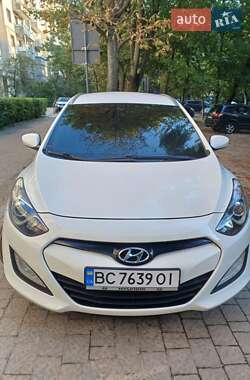 Універсал Hyundai i30 2013 в Львові