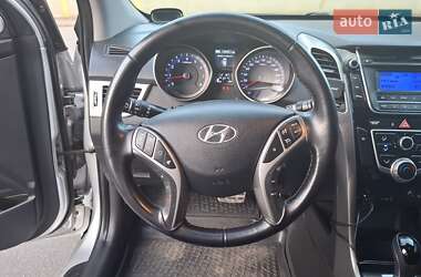 Универсал Hyundai i30 2013 в Киеве