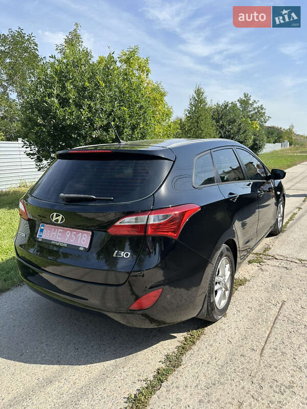 Універсал Hyundai i30 2013 в Харкові