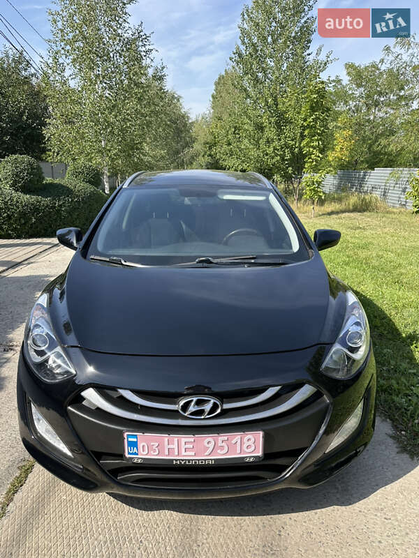 Універсал Hyundai i30 2013 в Харкові