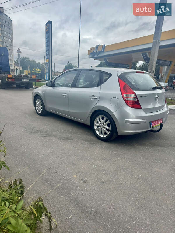Хэтчбек Hyundai i30 2007 в Виннице