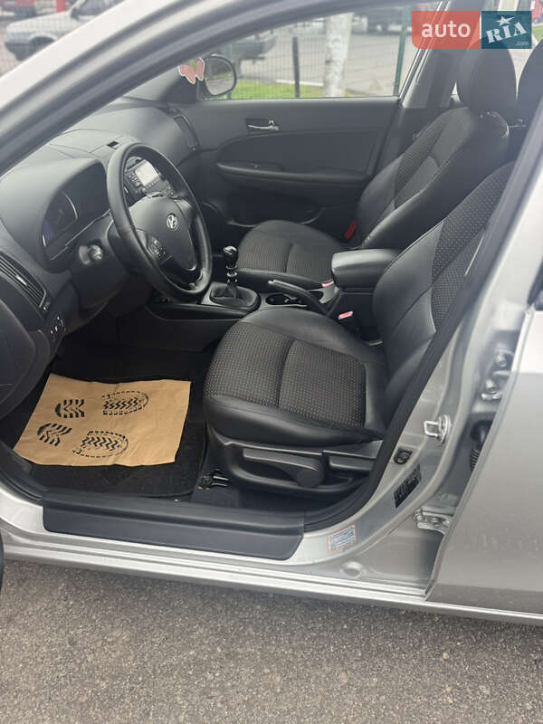 Хэтчбек Hyundai i30 2007 в Виннице