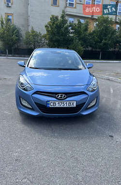 Хэтчбек Hyundai i30 2013 в 