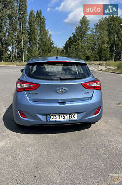 Хэтчбек Hyundai i30 2013 в 