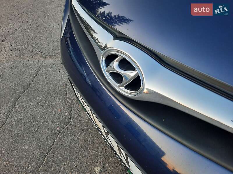 Универсал Hyundai i30 2011 в Полтаве