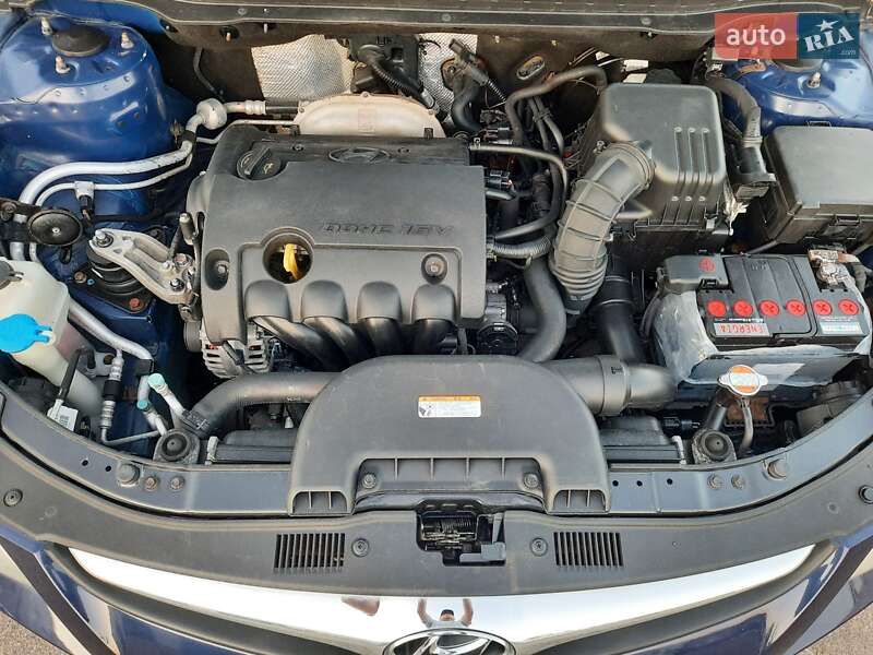 Универсал Hyundai i30 2011 в Полтаве