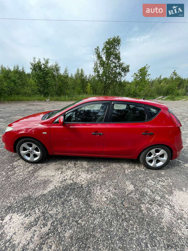 Хэтчбек Hyundai i30 2009 в Макарове фото 2 Хэтчбек Hyundai i30 2009 в Макарове