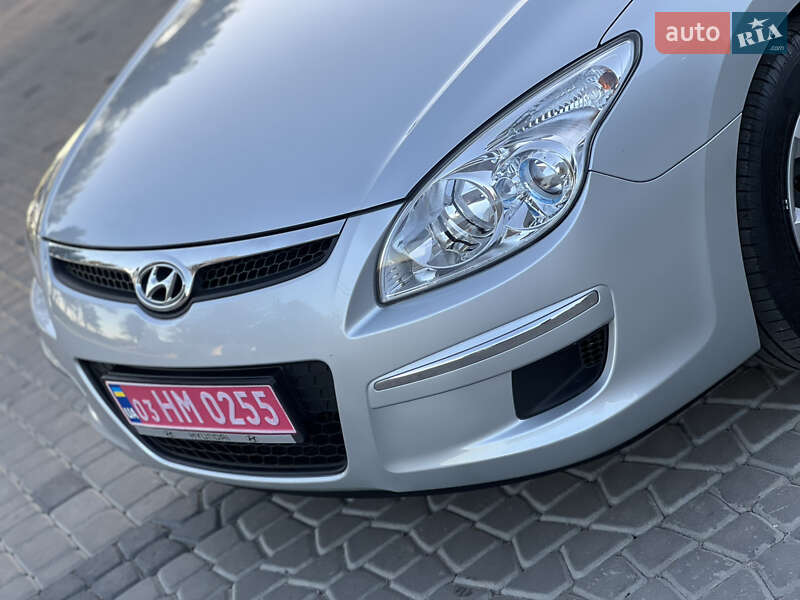 Универсал Hyundai i30 2009 в Виннице