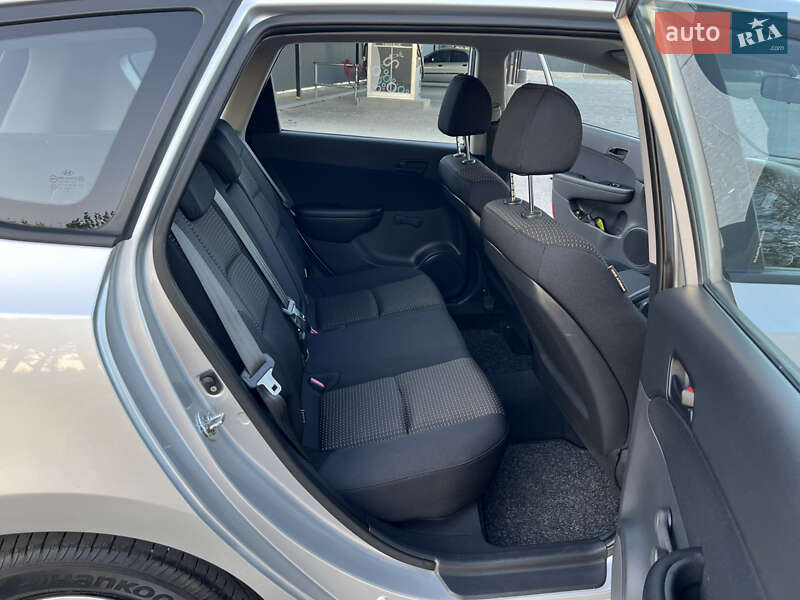 Универсал Hyundai i30 2009 в Виннице