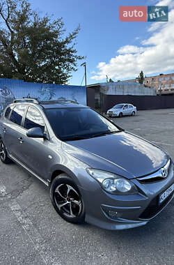 Универсал Hyundai i30 2012 в 