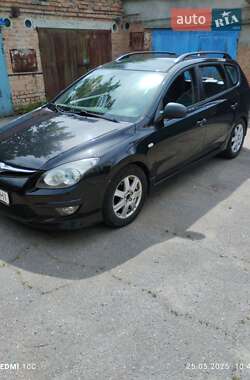 Универсал Hyundai i30 2010 в Полтаве