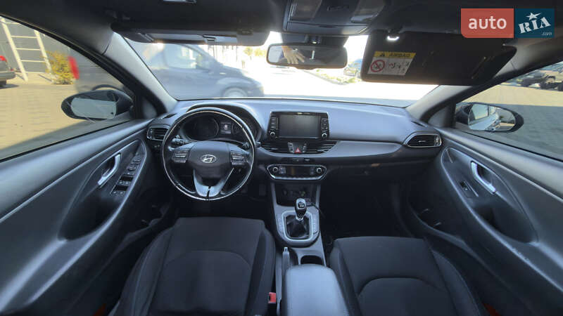 Универсал Hyundai i30 2018 в Хусте
