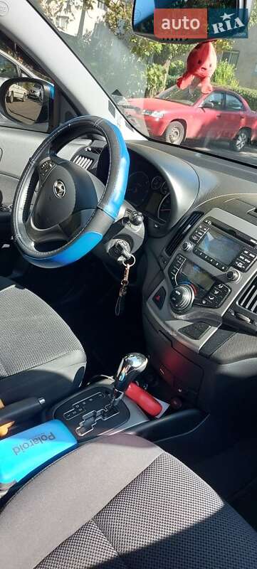 Универсал Hyundai i30 2008 в Одессе
