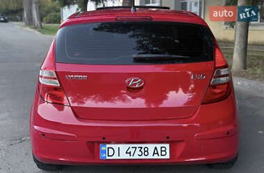 Хэтчбек Hyundai i30 2009 в 