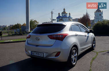 Хэтчбек Hyundai i30 2013 в 