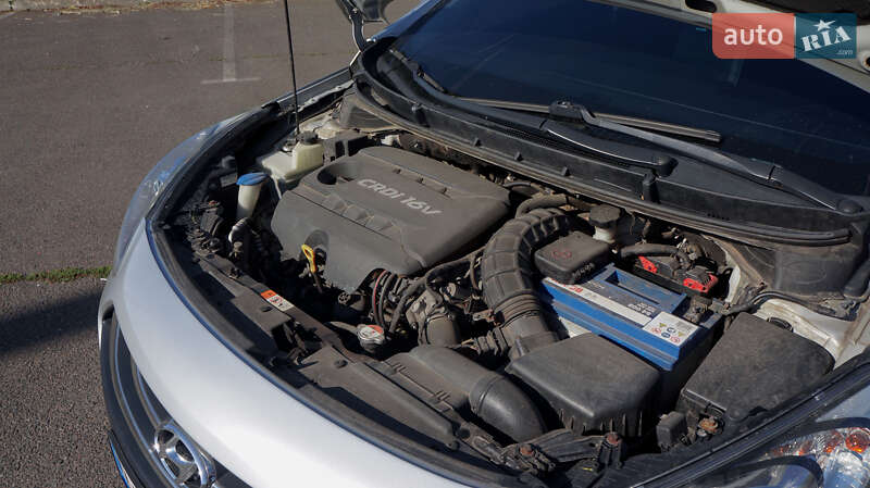 Хэтчбек Hyundai i30 2013 в Кривом Роге