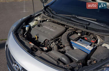 Хэтчбек Hyundai i30 2013 в 