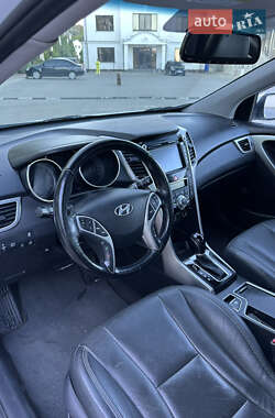 Хэтчбек Hyundai i30 2015 в 