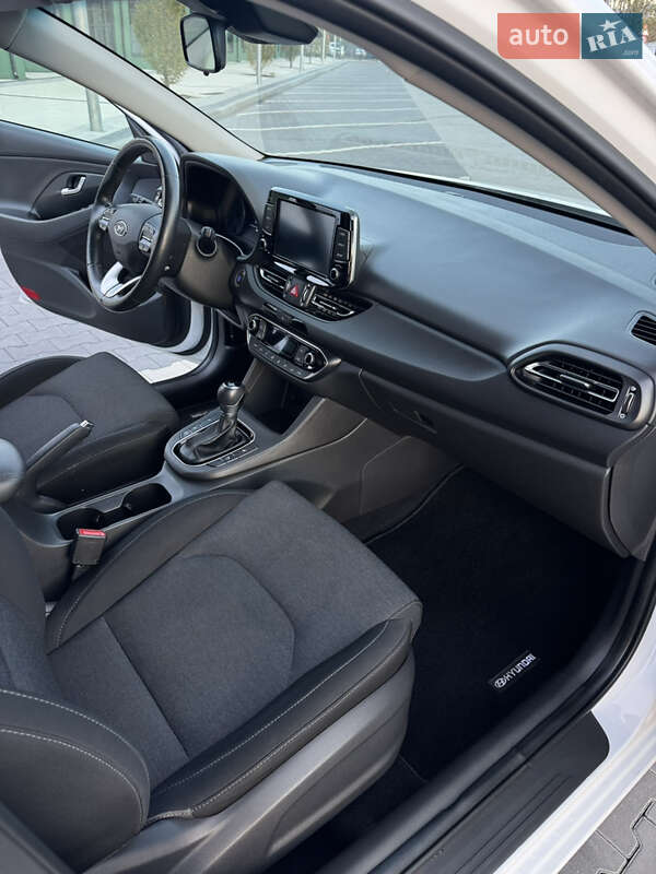 Хетчбек Hyundai i30 2021 в Ірпені