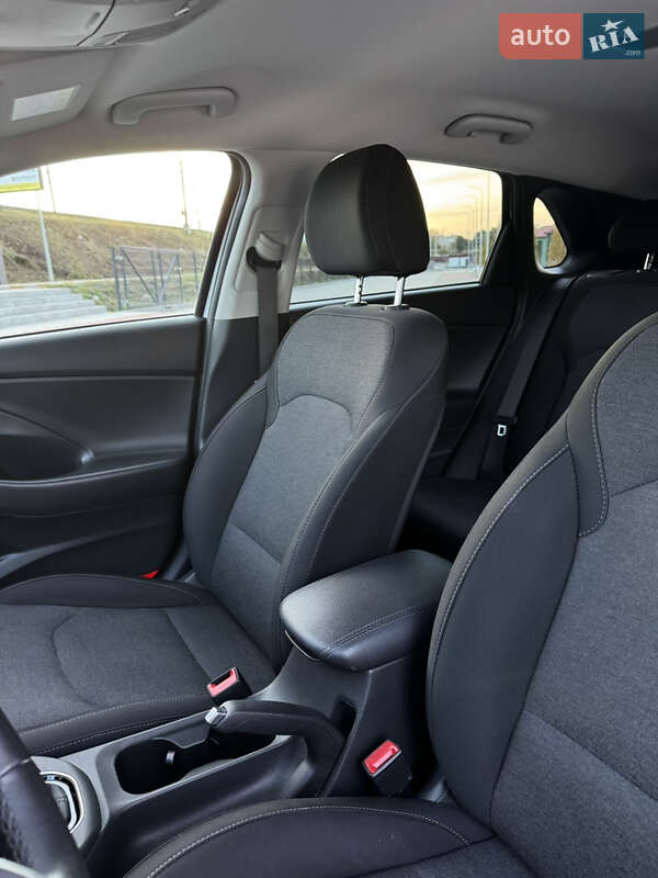 Хетчбек Hyundai i30 2021 в Ірпені
